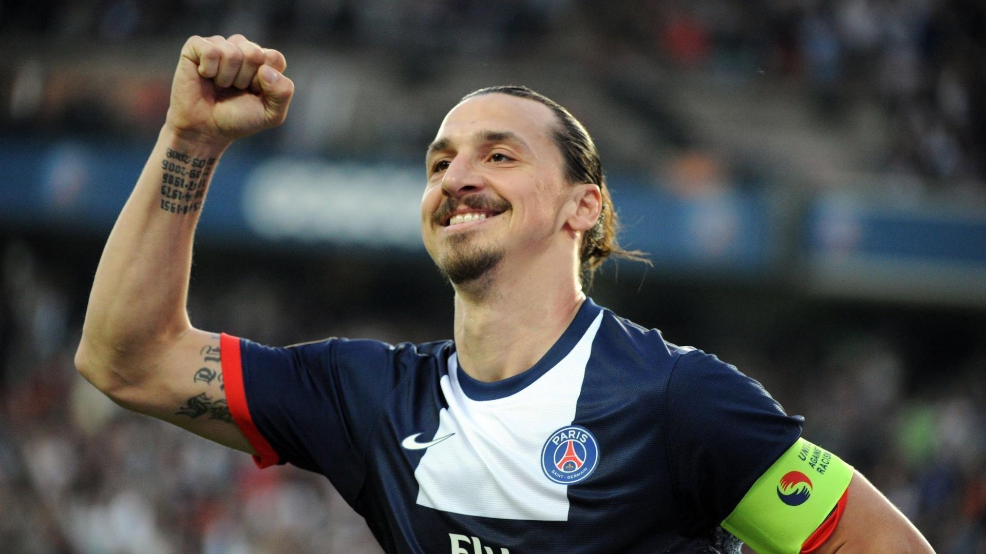 绝对功臣!安东尼双响+绝杀助贝蒂斯挺进决赛 官方海报致敬指天庆祝经典瞬间